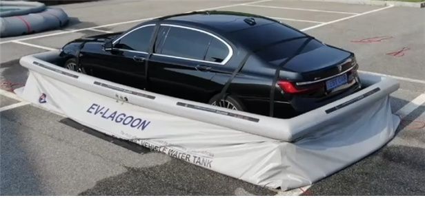 [서울=뉴시스] 한국건설생활환경시험연구원(KCL)은 전기차 배터리팩 열폭주를 막을 수 있는 조립식 소화수조를 활용한 침수 방식을 ‘국민생활안전 긴급대응연구’ 사업의 연구개발 성과로 발표했다. (사진=KCL 제공) *재판매 및 DB 금지