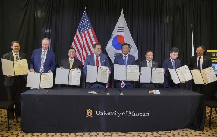 [서울=뉴시스] 한국원자력연구원을 중심으로 한 컨소시엄이 미주리대 차세대연구로(NestGen MURR) 초기설계 사업을 수주했다. (사진=원자력연구원 제공) *재판매 및 DB 금지