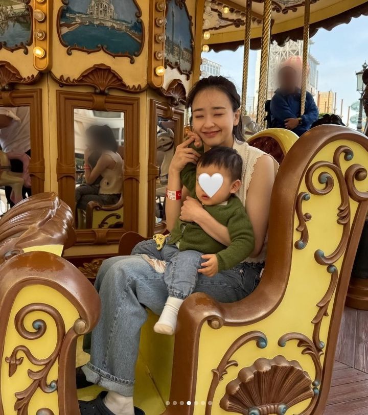 [서울=뉴시스] 손연재가 아들과 마카오 여행을 떠난 모습을 공개했다. (사진=손연재 인스타그램 캡처) 2025.04.19. photo@newsis.com *재판매 및 DB 금지