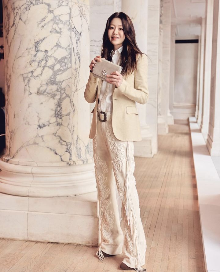 [서울=뉴시스] 고현정. (사진=고현정 인스타그램 캡처) 2025.04.19. photo@newsis.com *재판매 및 DB 금지