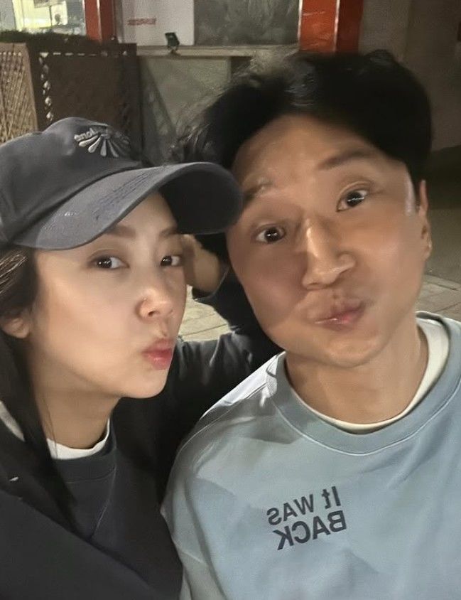 [서울=뉴시스]  손담비, 이규혁. (사진=손담비 인스타그램 캡처) 2025.04.21. photo@newsis.com *재판매 및 DB 금지