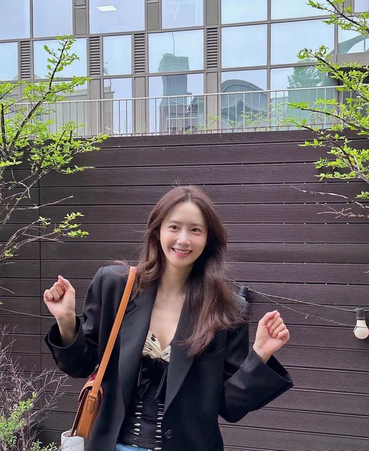 [서울=뉴시스] 윤아. (사진=윤아 인스타그램 캡처) 2025.04.22. photo@newsis.com *재판매 및 DB 금지