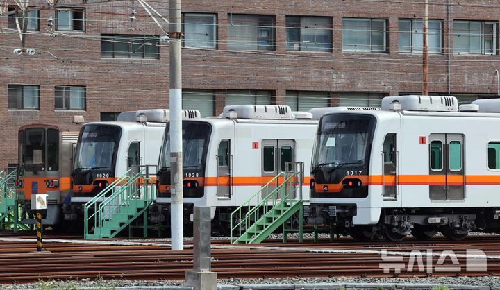 [부산=뉴시스] 하경민 기자 = 부산 도시철도 1호선 노포차량기지창. yulnetphoto@newsis.com