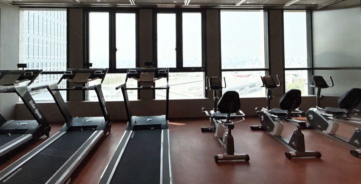 [서울=뉴시스] 이연희 기자 = 리마크빌 이스트폴 8층 공용부에 위치한 피트니스존의 모습. 2025. 04.25. dyhlee@newsis.com  *재판매 및 DB 금지