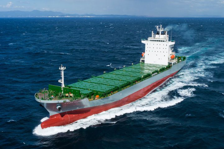 [서울=뉴시스] HD현대미포가 2022년 인도한 1,600TEU급 컨테이너선. (사진=HD한국조선해양 제공) 2025.4.28. photo@newsis.com *재판매 및 DB 금지