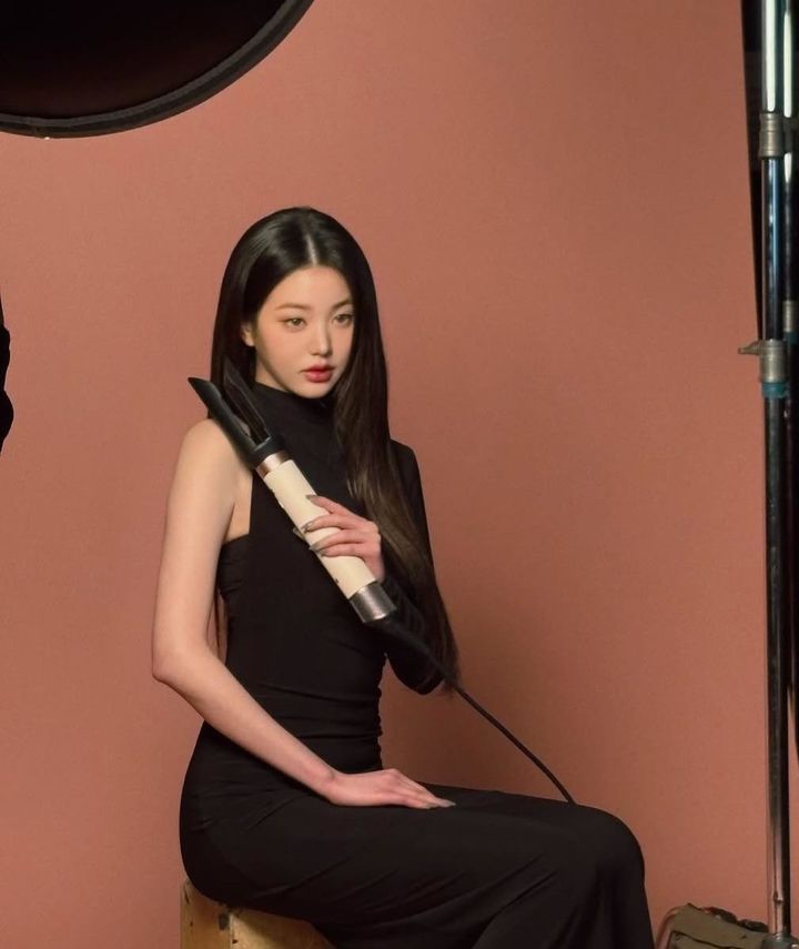 [서울=뉴시스] 장원영. (사진=장원영 인스타그램 캡처) 2025.04.30. photo@newsis.com *재판매 및 DB 금지