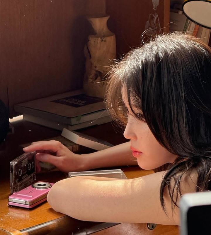 [서울=뉴시스] 아이유. (사진=아이유 인스타그램 캡처) 2025.04.30. photo@newsis.com *재판매 및 DB 금지