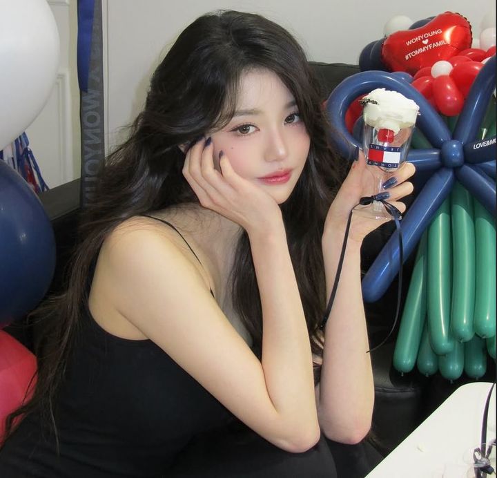 [서울=뉴시스 장원영.(사진=장원영 인스타그램 갈무리) *재판매 및 DB 금지