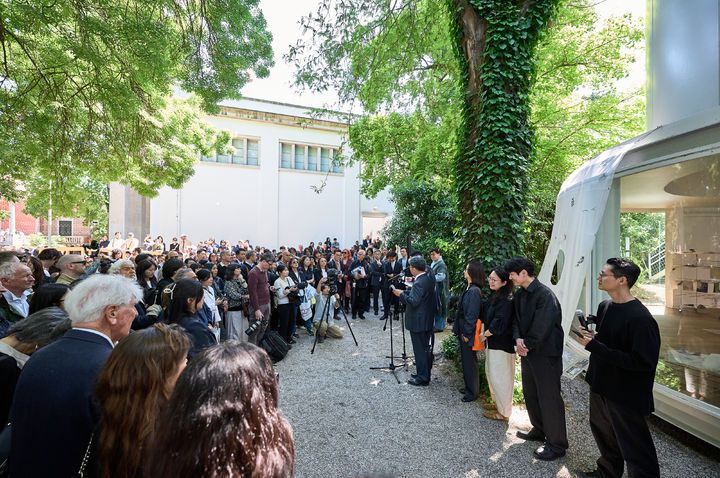 2025년 베니스비엔날레 제19회 국제건축전 한국관 전시가 10일(현지시각) 이탈리아 베니스에서 공식 개막했다. (사진=한국문화예술위원회 제공) *재판매 및 DB 금지