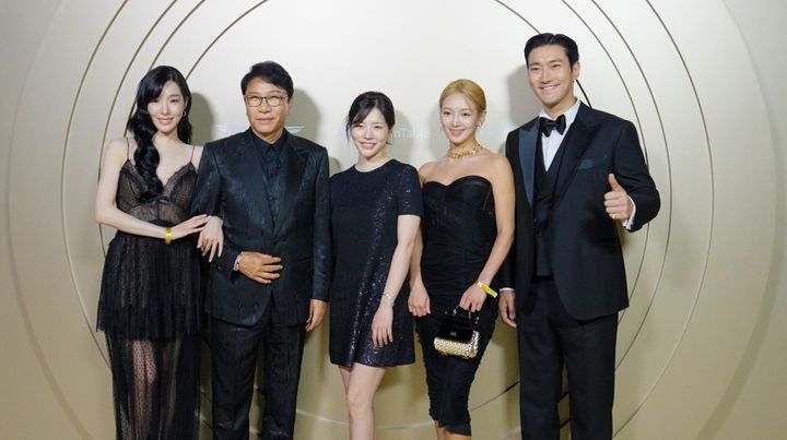 [서울=뉴시스] 티파니, 이수만, 써니, 효연. (사진 = A2O엔터테인먼트 제공) 2025.05.14. photo@newsis.com *재판매 및 DB 금지