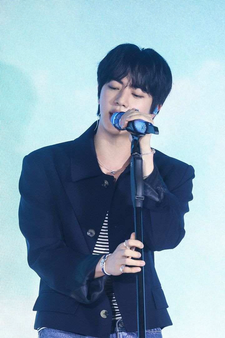 [서울=뉴시스] 방탄소년단 진 오프라인 이벤트. (사진 = 빅히트 뮤직 제공) 2025.05.18. photo@newsis.com *재판매 및 DB 금지