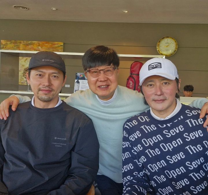 [서울=뉴시스] 현빈, 임백천, 장동건. (사진=임백천 인스타그램 캡처) 2025.05.19 photo@newsis.com  *재판매 및 DB 금지