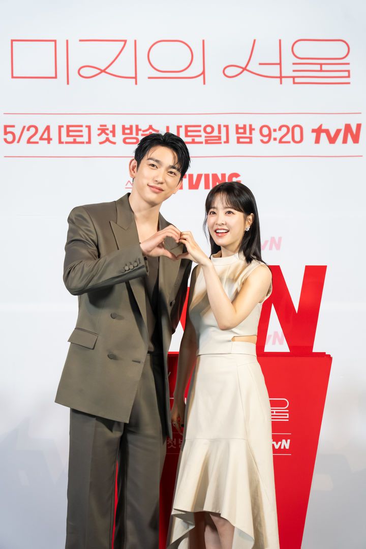 박진영(왼쪽), 박보영