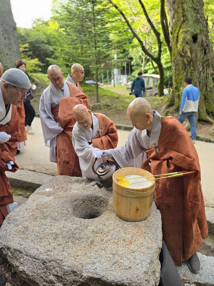 [서울=뉴시스] 해인사 을사년 단오 행사 (사진=해인사 제공) 2025.05.21. photo@newsis.com *재판매 및 DB 금지