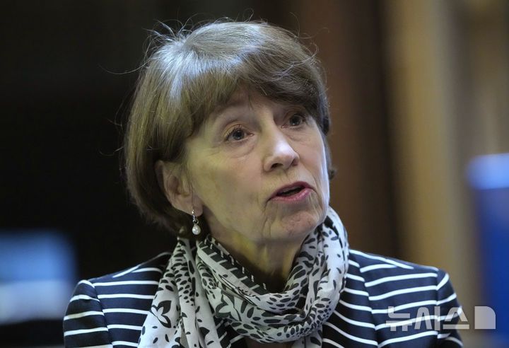 [AP/뉴시스] 스웨덴 국제입양 실태조사위원회 위원장