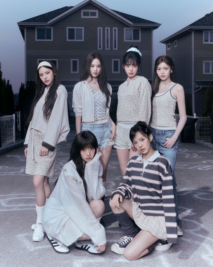 [서울=뉴시스] 이즈나. (사진 = 웨이크원 제공) 2025.06.09. photo@newsis.com *재판매 및 DB 금지