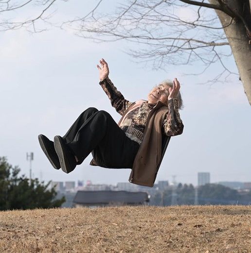 [뉴시스] '셀카 할머니'로 불리며 나이 듦에 대한 고정관념을 깨뜨렸던 사진작가 니시모토 키미코가 97세를 일기로 세상을 떠났다. (사진=니시모토 키미코 인스타그램) *재판매 및 DB 금지