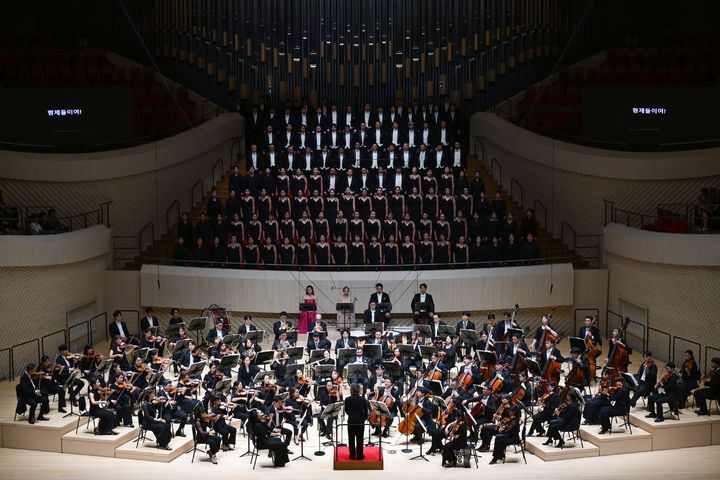 [서울=뉴시스] 20일 부산콘서트홀 개관 기념 공연. (사진=베이스노트 제공) 2025.06.21. photo@newsis.com *재판매 및 DB 금지