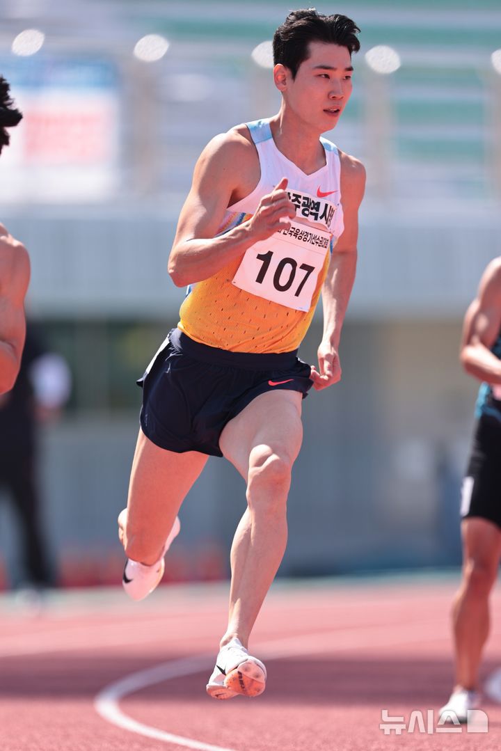 [서울=뉴시스]고승환, 남자 육상 200m. (사진=대한육상연맹 제공)
