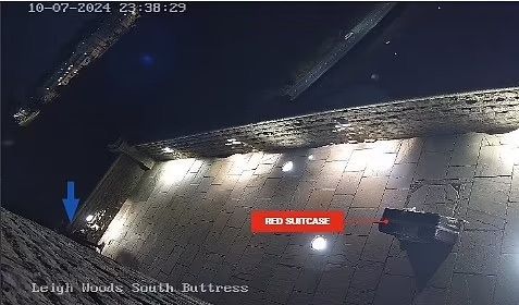 [뉴시스] 모스케라가 유기한 시신이 든 캐리어 가방. (사진=더선) 2025.7.6 *재판매 및 DB 금지