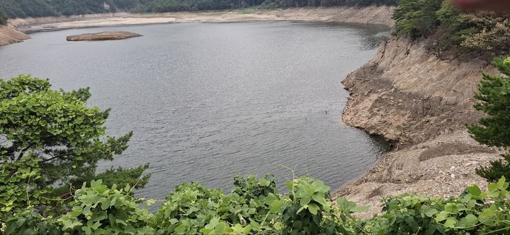 [강릉=뉴시스] 강릉시 생활·공급용수 공급의 86.6%를 차지하는 오봉저수지는 가뭄 '관심' 단계다. photo@newsis.com *재판매 및 DB 금지