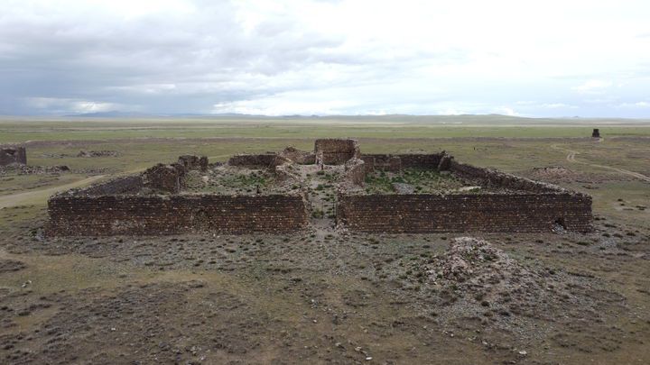[서울=뉴시스] 몽골 '‘하르보힝 발가스 유적' 건축물 (사진=국가유산청 제공) 2025.07.14. photo@newsis.com *재판매 및 DB 금지