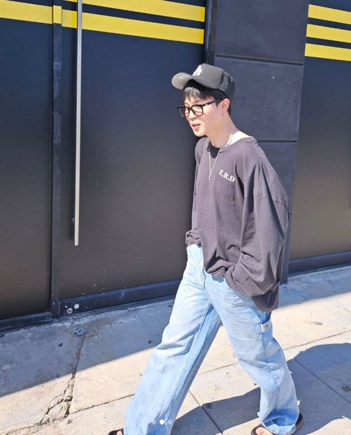 [서울=뉴시스] 지민. (사진=지민 인스타그램 캡처) 2025.07.15. photo@newsis.com *재판매 및 DB 금지