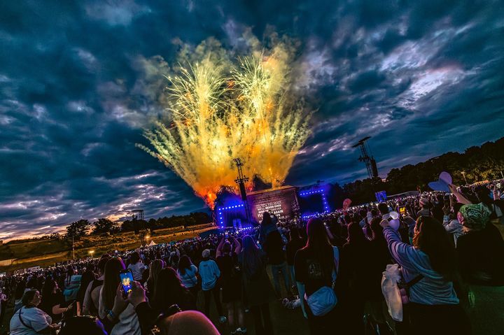 [서울=뉴시스] 방탄소년단 제이홉 '롤라팔루자 베를린' 공연. (사진 = 빅히트 뮤직 제공) 2025.07.16. photo@newsis.com *재판매 및 DB 금지