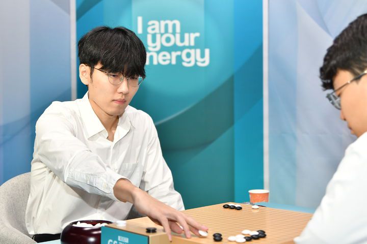 [서울=뉴시스] 제30기 GS칼텍스배 프로기전에서 우승한 신진서 9단. (사진=한국기원 제공) *재판매 및 DB 금지