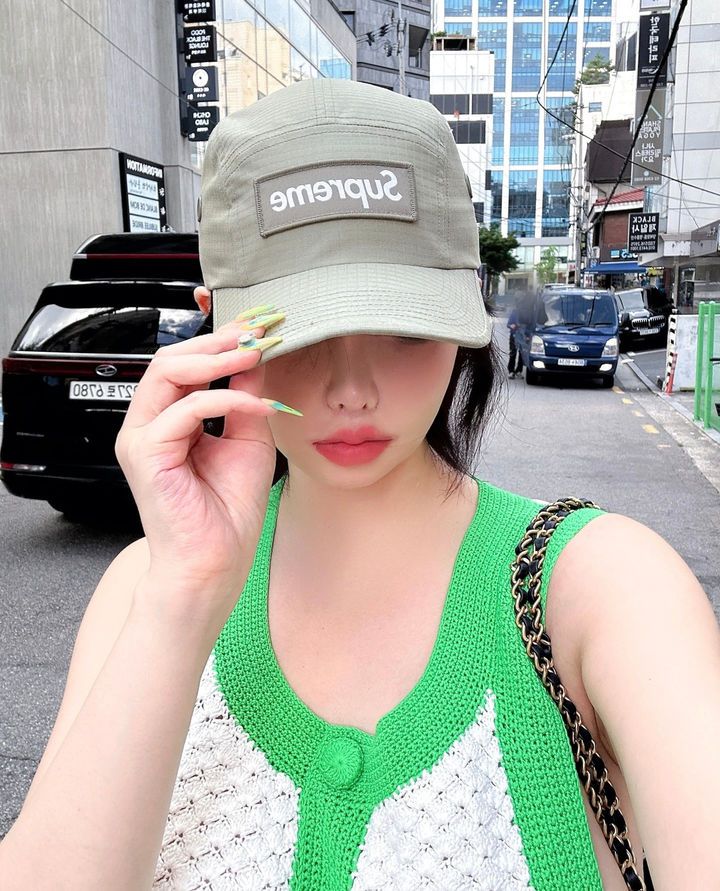 [서울=뉴시스] 박봄. (사진=박봄 인스타그램 캡처) 2025.07.22. photo@newsis.com *재판매 및 DB 금지