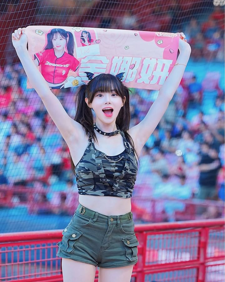 [뉴시스] 치어리더 김나연. (사진=인스타그램) *재판매 및 DB 금지