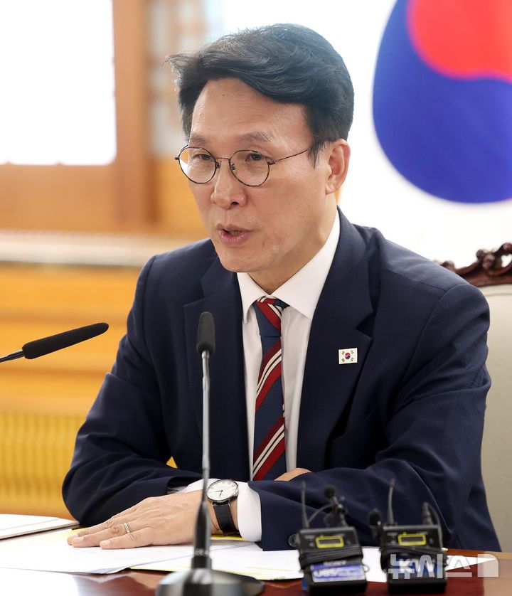 [서울=뉴시스] 추상철 기자 = 김민석 국무총리가 4일 오후 서울 종로구 정부서울청사에서 열린 '이태원 참사 추모위원회'에서 모두발언을 하고 있다. 2025.08.04. scchoo@newsis.com