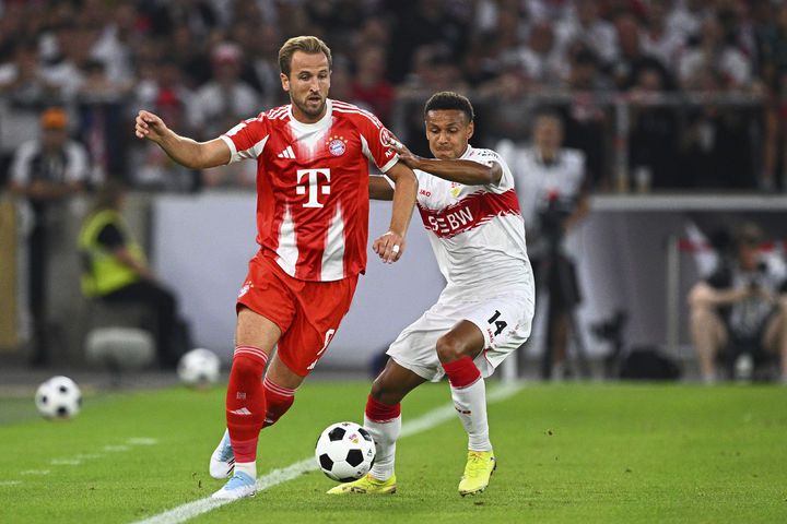 [슈투트가르트=AP/뉴시스] 독일 프로축구 분데스리가 바이에른 뮌헨의 해리 케인(왼쪽). 2025.08.16.