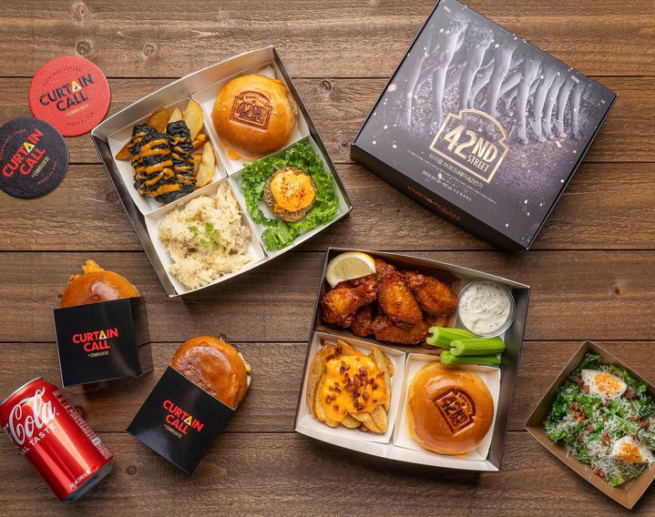 뮤지컬펍 '커튼콜 인 샬롯' 메뉴 사진. (사진=롯데컬처웍스 제공) *재판매 및 DB 금지