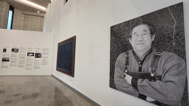 [사진=박현주 미술전문기자] 하종현아트센터 1층 전시 전경.  *재판매 및 DB 금지