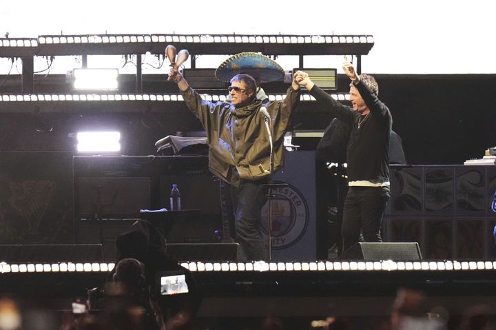 [멕시코시티=AP/뉴시스] 리암 갤러거(왼쪽), 노엘 갤러거