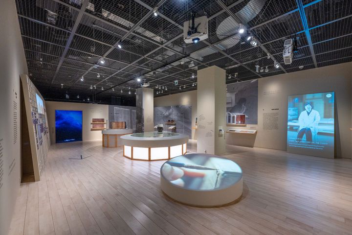 [서울=뉴시스] 17일 국립민속박물관 기획전시실 2에서 열리는 특별전 '다시 만난 하늘: 보물 신·구법천문도 복원기'  (사진=국립민속박물관 제공) 2025.09.17. photo@newsis.com   *재판매 및 DB 금지