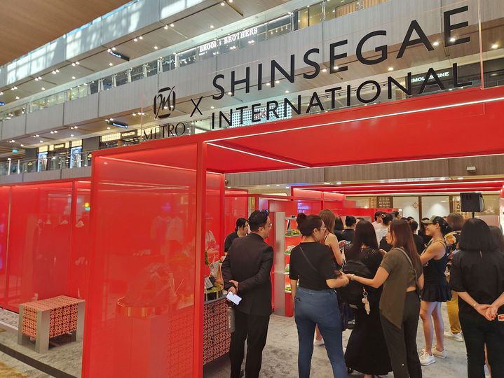 [서울=뉴시스] 신세계인터내셔날 싱가포르 팝업 전경. (사진=신세계인터내셔날 제공)  *재판매 및 DB 금지