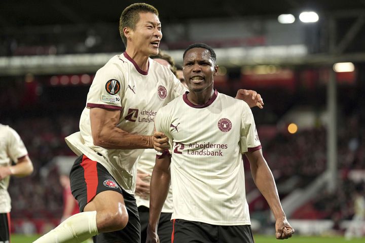 [노팅엄=AP/뉴시스]조규성 선발로 뛴 미트윌란, UEL. 2연승. 2025.10.02.