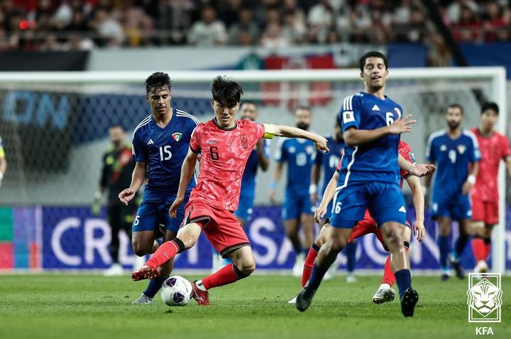 [서울=뉴시스]축구대표팀 미드필더 황인범. (사진=대한축구협회 제공)