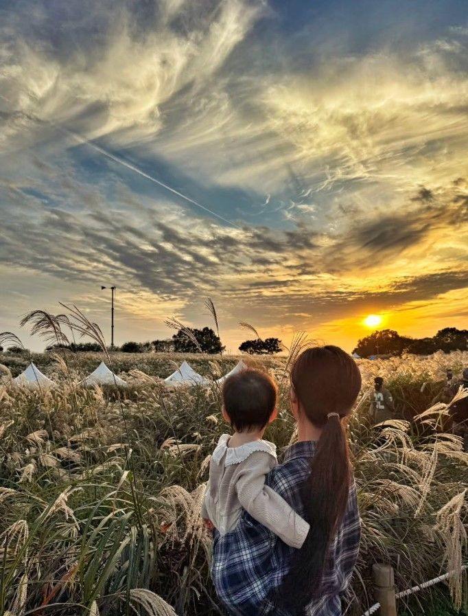 [서울=뉴시스] 배우 류시원이 가족과의 근황을 공개했다. (사진=류시원 인스타그램) 2025.10.28. photo@newsis.com *재판매 및 DB 금지