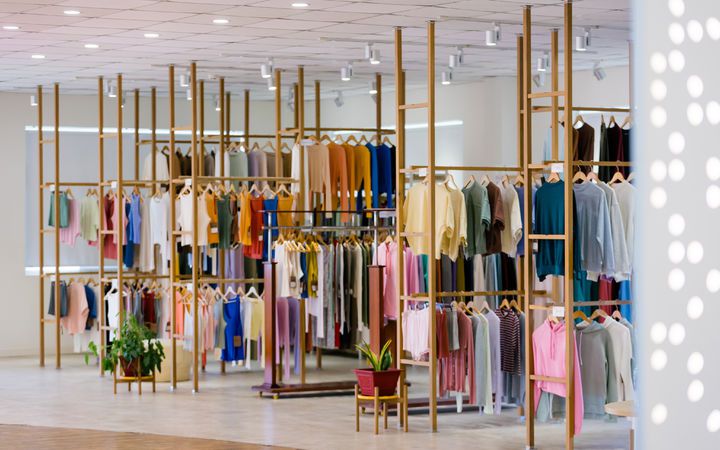 베트남 한세실업 C&T VINA(비나) 사무실에 현지에서 생산된 제품이 전시돼 있다.(사진=한세예스24그룹 제공) *재판매 및 DB 금지