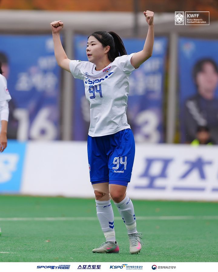 [서울=뉴시스] 여자축구 화천 KSPO의 이수빈. (사진=한국여자축구연맹 SNS 캡처) 2025.11.15. photo@newsis.com *재판매 및 DB 금지