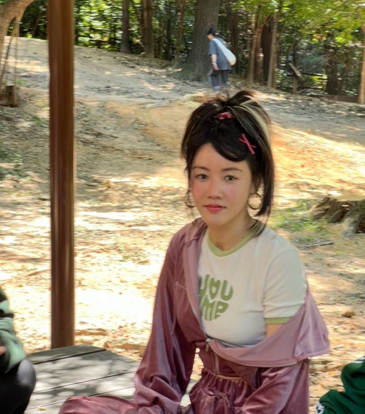 [서울=뉴시스] 배우 황우슬혜. (사진=황우슬혜 인스타그램 캡처) 2025.11.20. photo@newsis.com *재판매 및 DB 금지