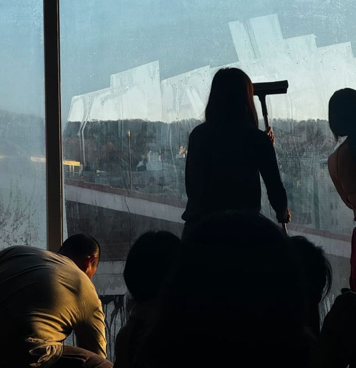 [서울=뉴시스] 가수 이효리. (사진=아난다 요가원 공식 인스타그램 캡처) 2025.12.04. photo@newsis.com *재판매 및 DB 금지