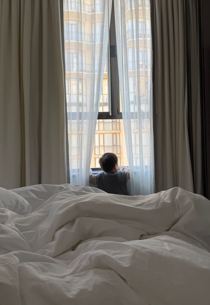 [서울=뉴시스] 전 체조선수 손연재가 5일 오전 소셜미디어에 아들 사진을 올렸다. (사진=손연재 인스타그램 캡처) 2025.12.05. photo@newsis.com *재판매 및 DB 금지