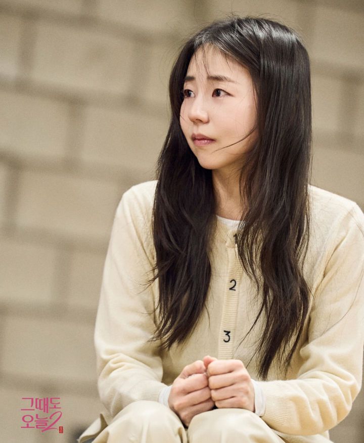 [서울=뉴시스] 배우 안소희. (사진=안소희 인스타그램 캡처) 2025.12.09. photo@newsis.com *재판매 및 DB 금지