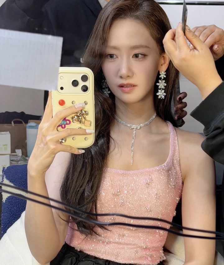 [서울=뉴시스] 그룹 소녀시대 멤버 겸 윤아. (사진=윤아 인스타그램 캡처) 2025.12.17. photo@newsis.com *재판매 및 DB 금지