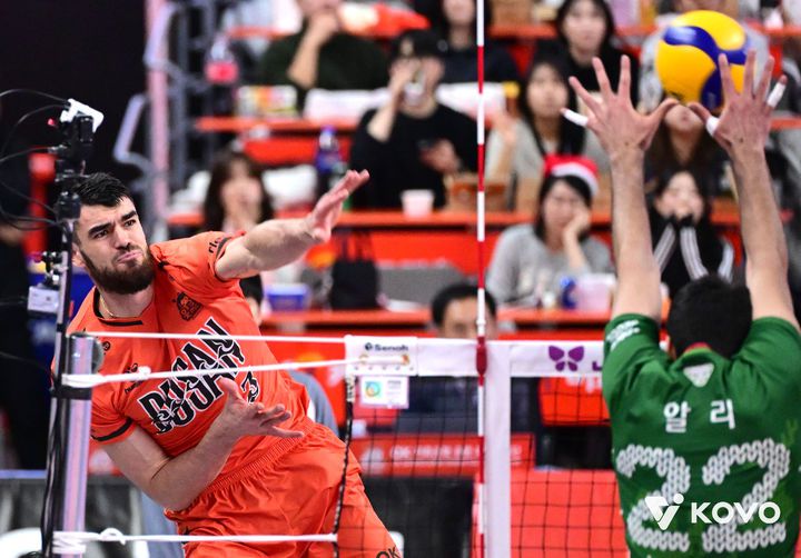 [서울=뉴시스]남자배구 OK저축은행 디미트로프. (사진=KOVO 제공)