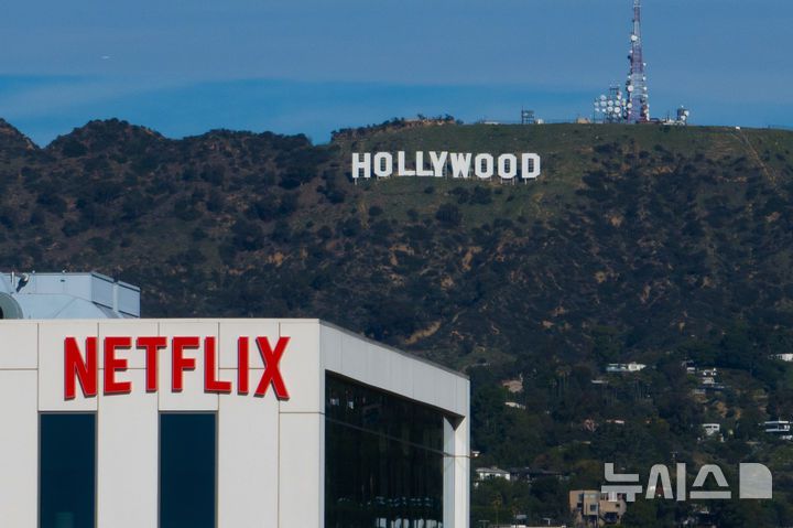 [AP/뉴시스] 로스앤젤레스 인근의 넷플릭스 사인